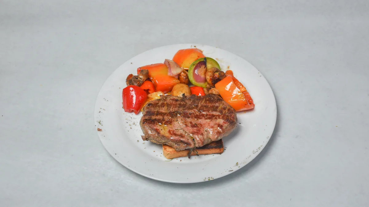 Biftek na žaru 300 g