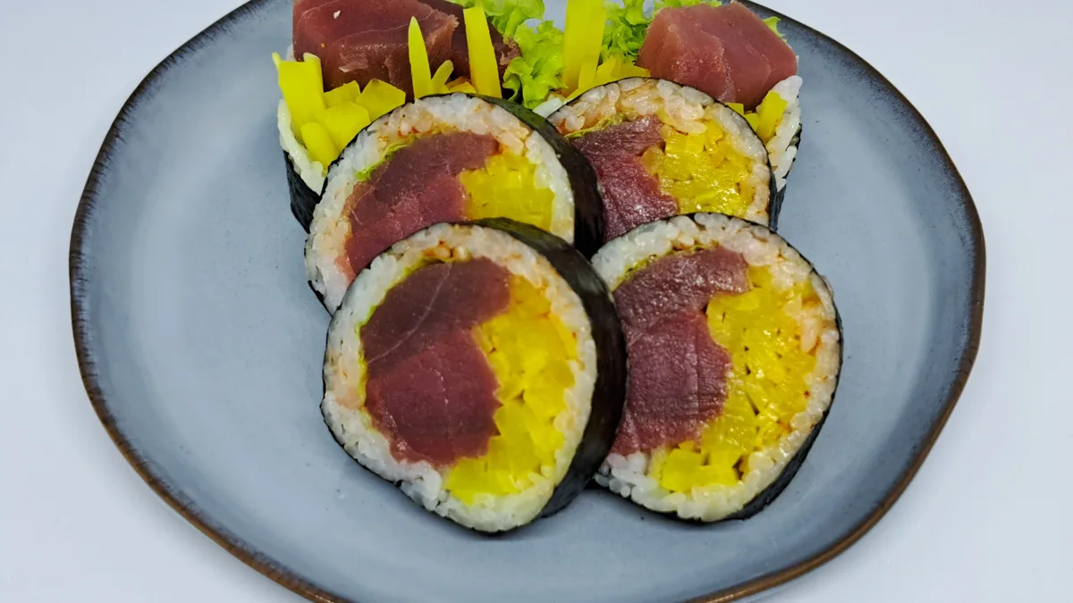 Futomaki tuńczyk