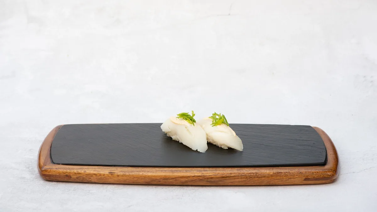 Nigiri halibut