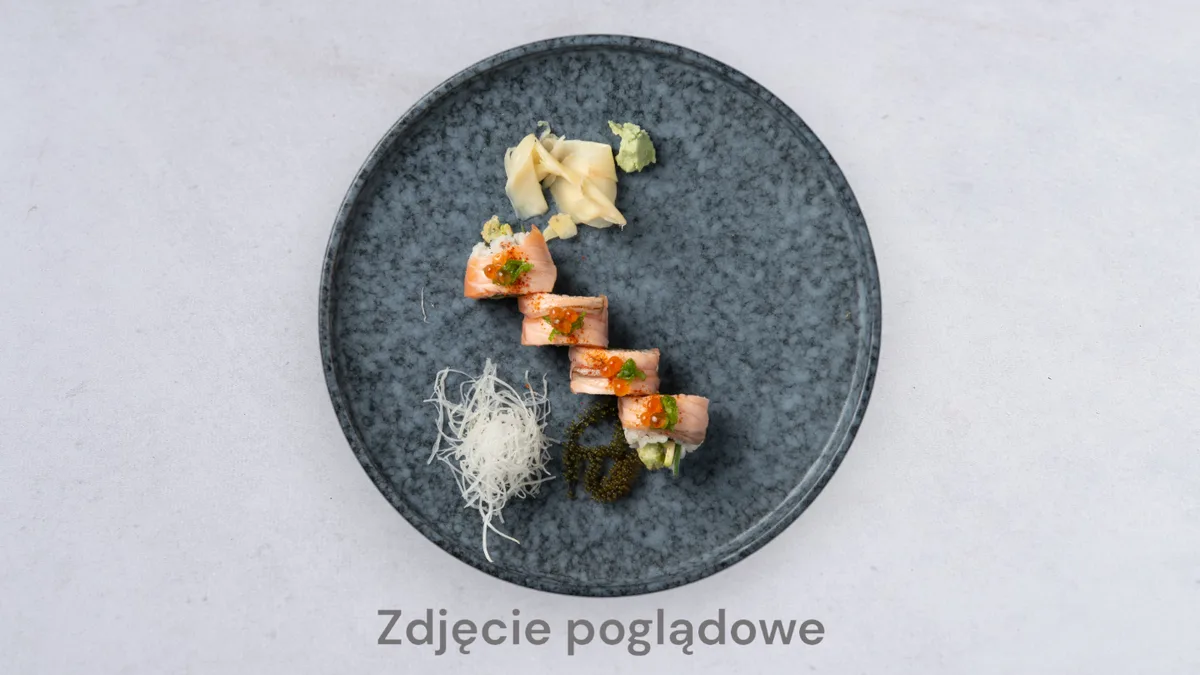 Uramaki warzywa w tempurze top tatar z tuńczyka 4 szt.