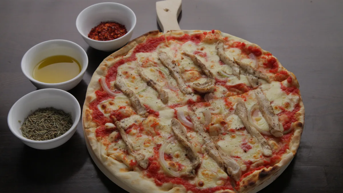 Chicken Pizza  27cm