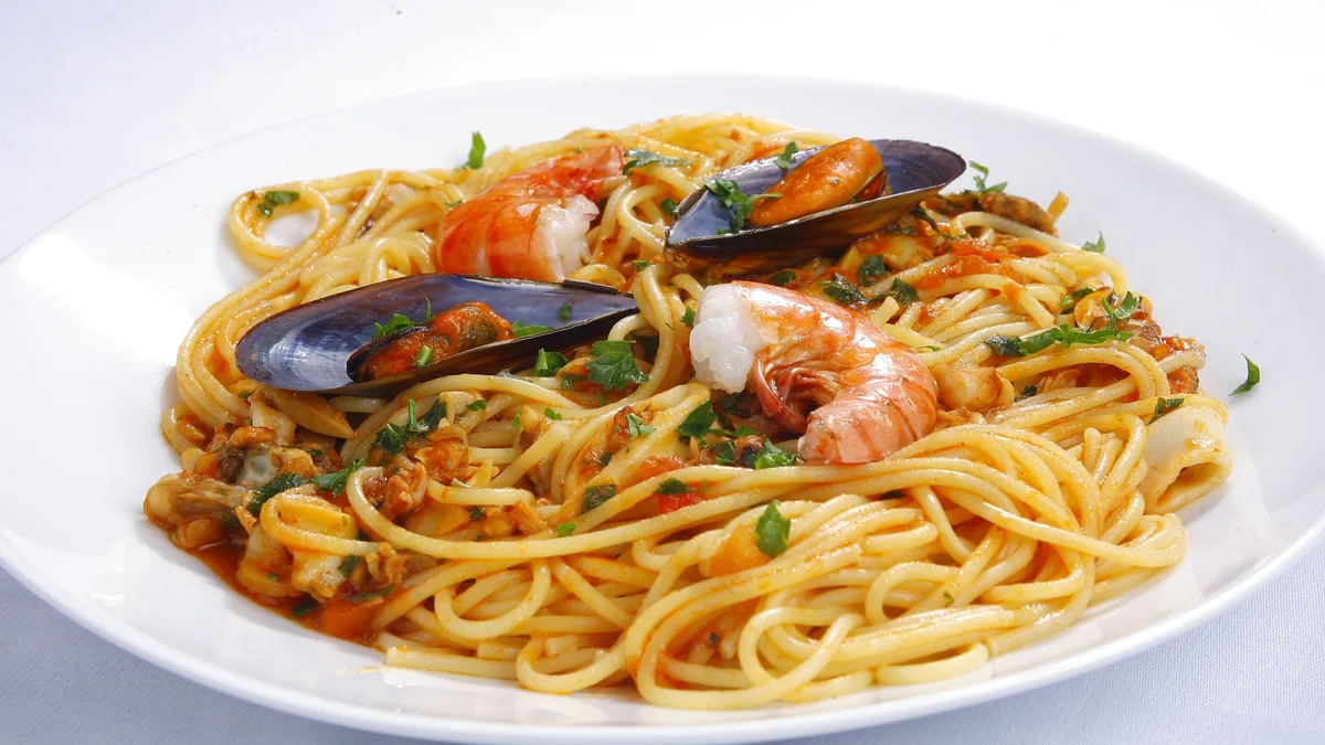 Spaghetti with seafood