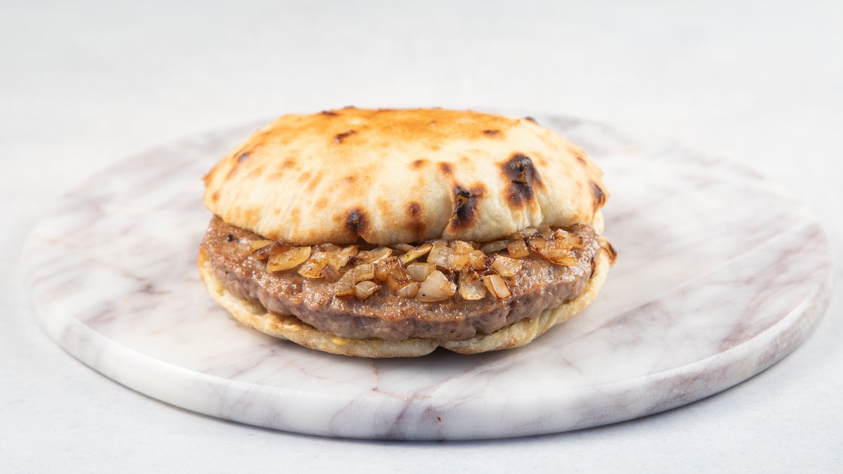 Pljeskavica umešana sa lukom 200g