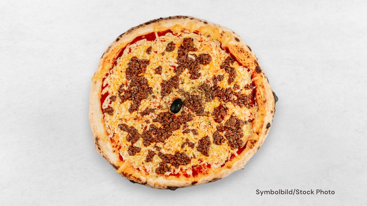 Pizza Bolognese
