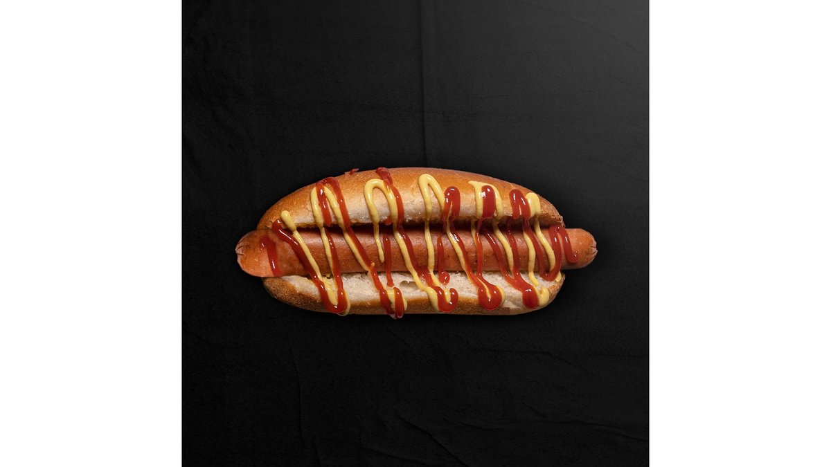 Classic hot dog