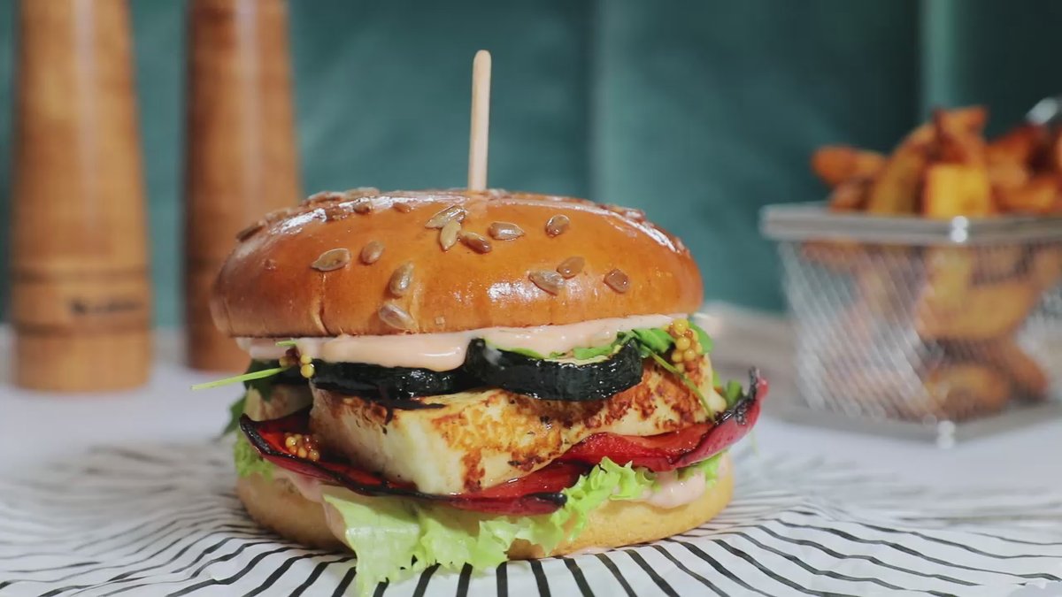 Halloumi burger