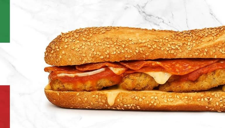 Chicken Parm Pepperoni