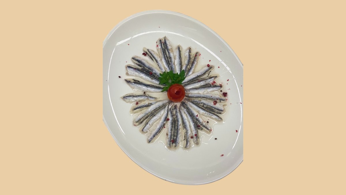 Acuge Crudo