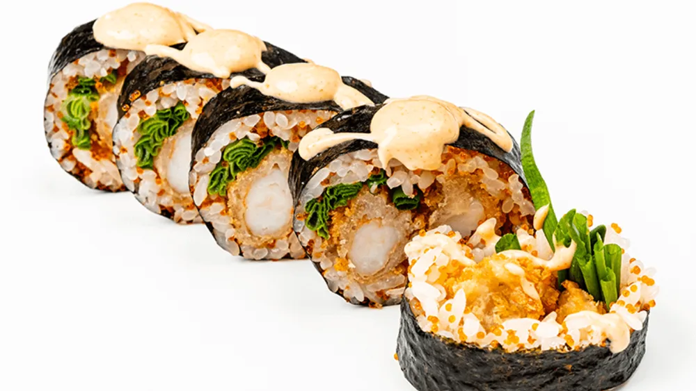 Futomaki z krewetką w tempurze