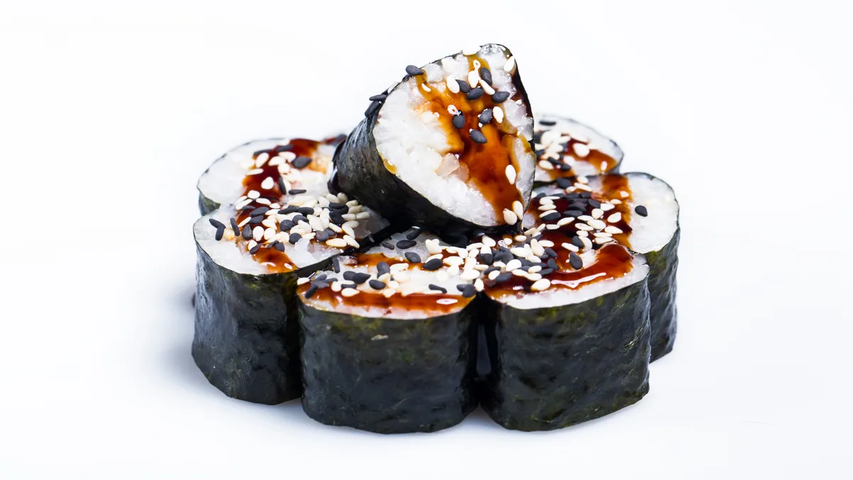 Mini roll z węgorzem