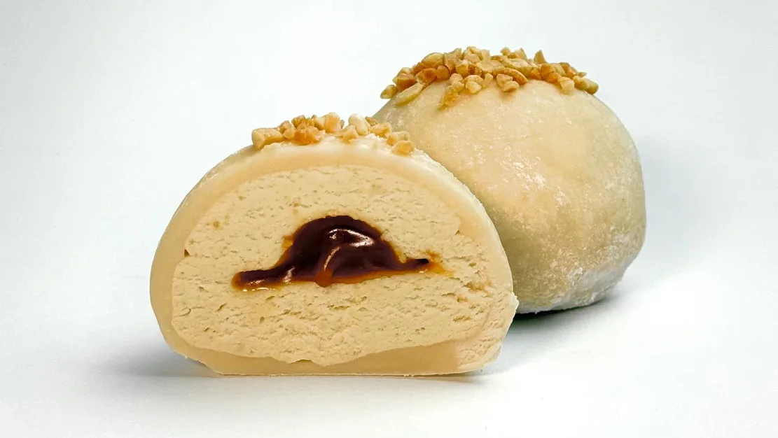 Mochi Creamy Snickers