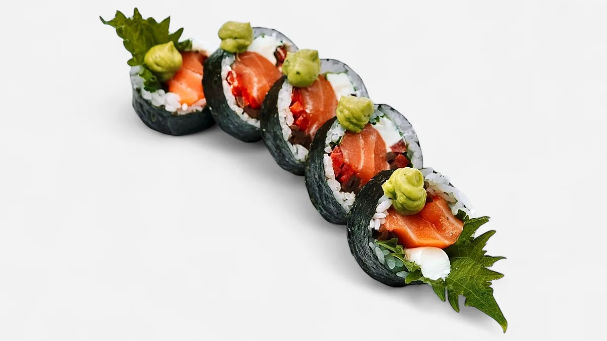 Łosos XXL z shiso i guacamole