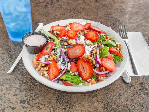 Strawberry Walnut Salad