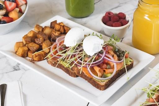 Avocado Lox / Rôtie avocat saumon fumé