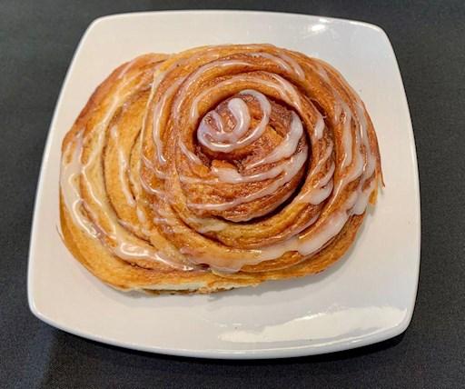 Cinnamon Danish / Danoise à la cannelle