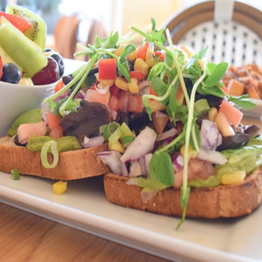 Vegan Toast / Rôties végétaliennes