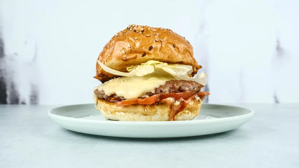 Brioche cheeseburger menu ✨