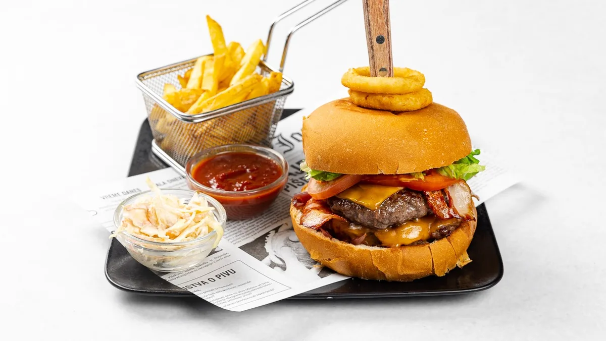 Burger Double Trouble (slika je simbolična)