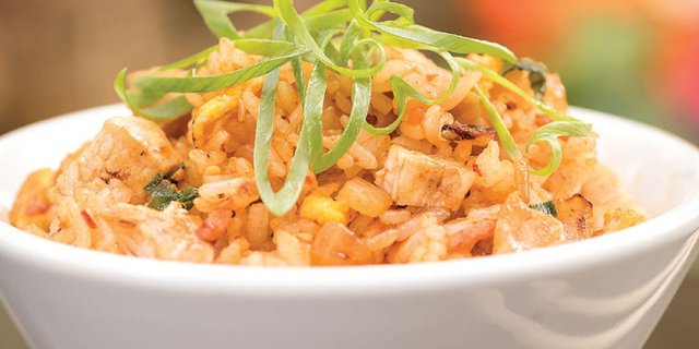 RA'ckin Spicy Hibachi Chicken Fried Rice