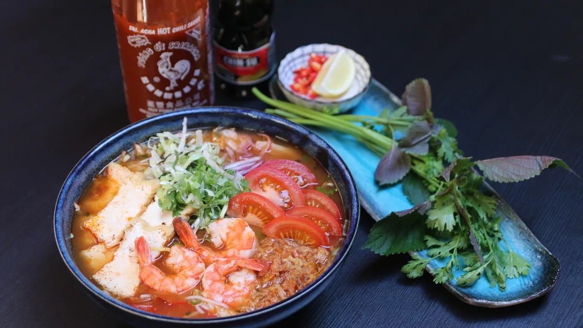 Bún Tôm