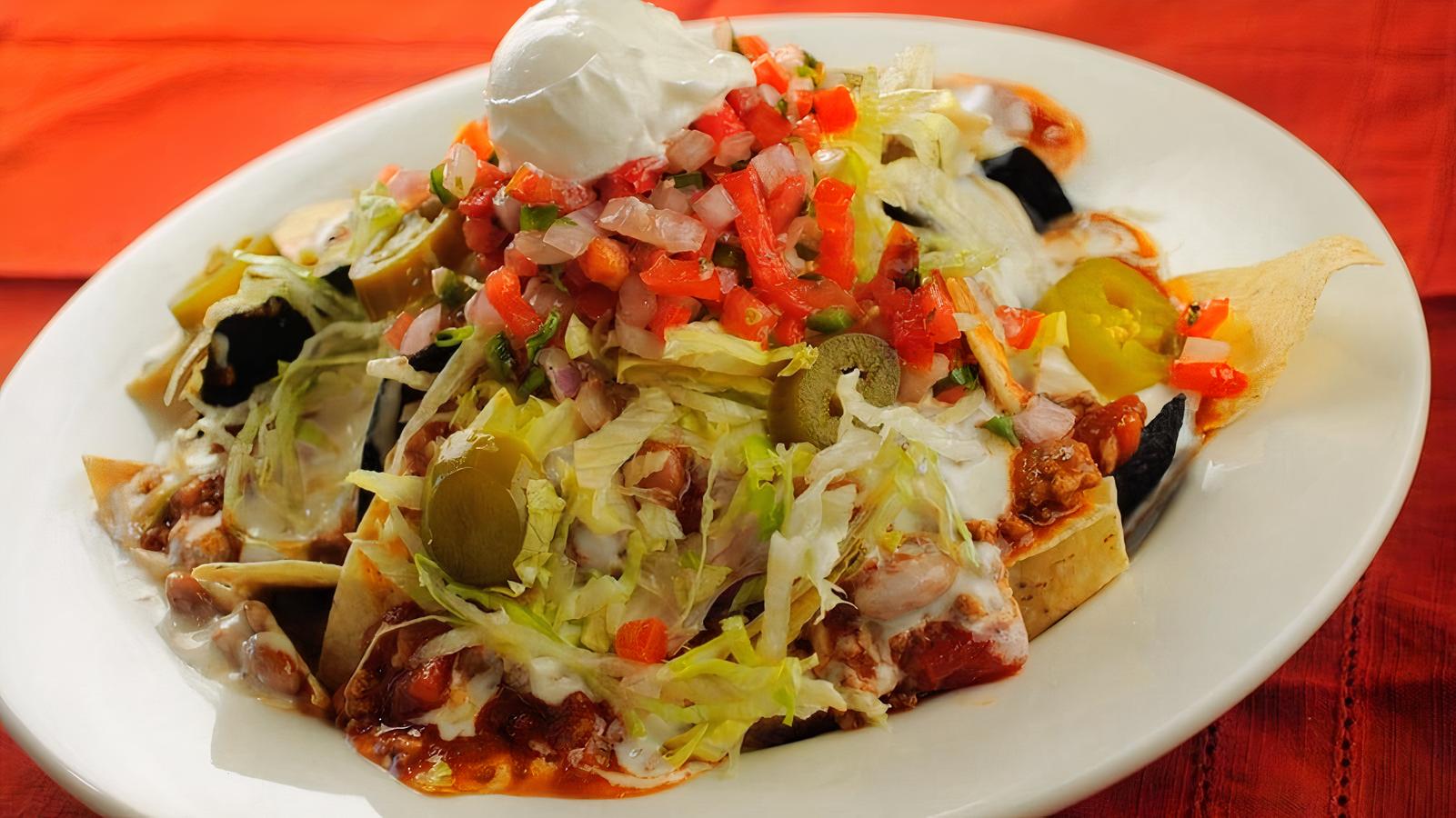 Rafferty's Supreme Nachos