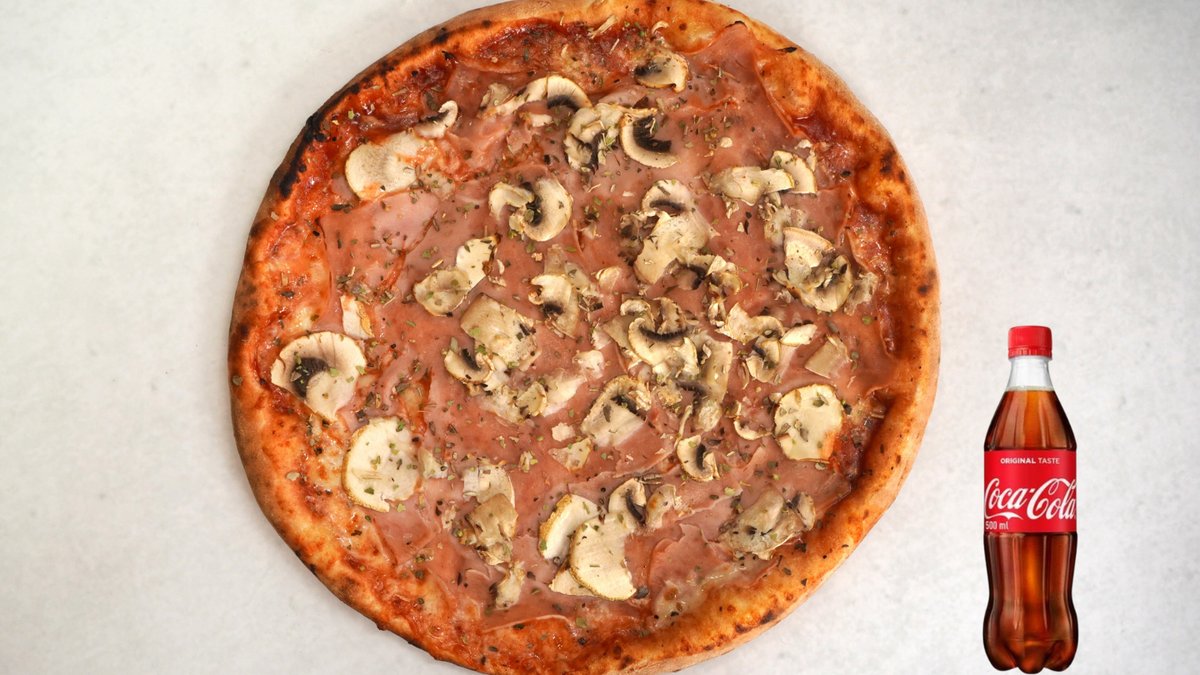 Capricciosa pizza 32cm + Coca Cola 0.5l