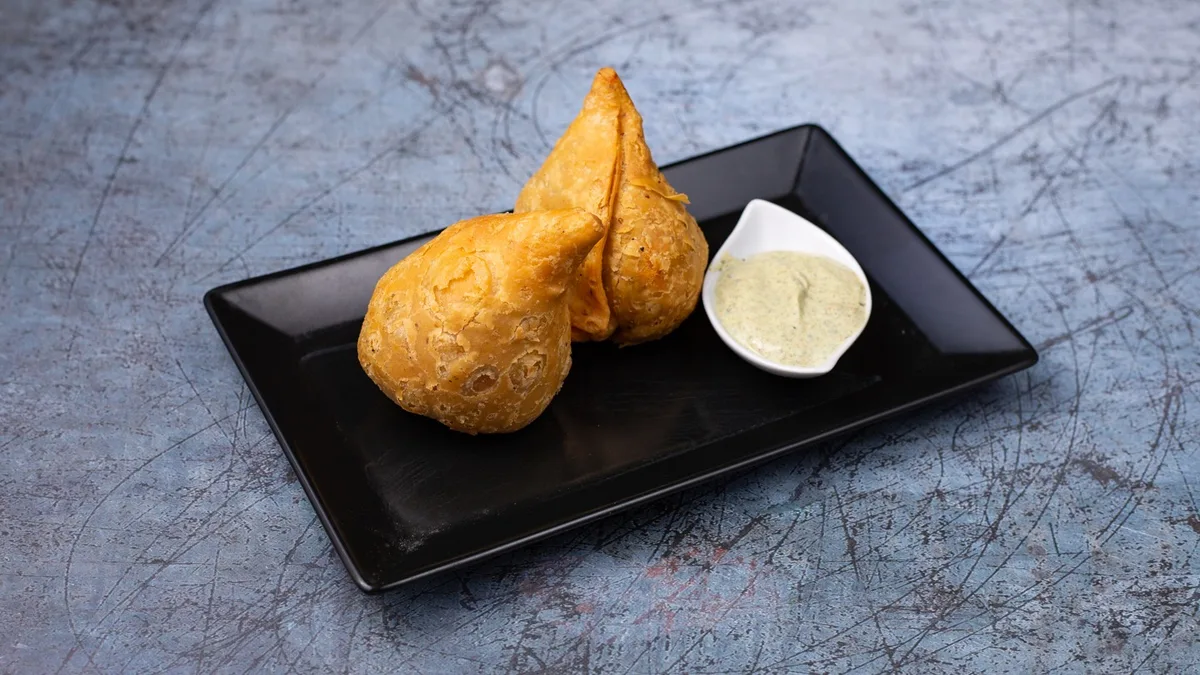 Zöldséges samosa 2db