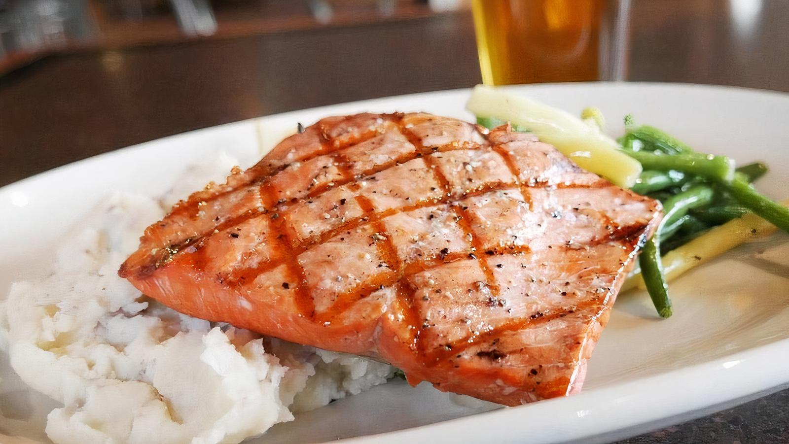 Grilled  Salmon 3pd