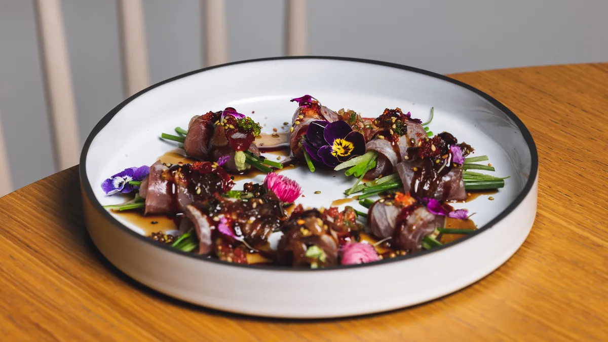 Tuna modern sashimi