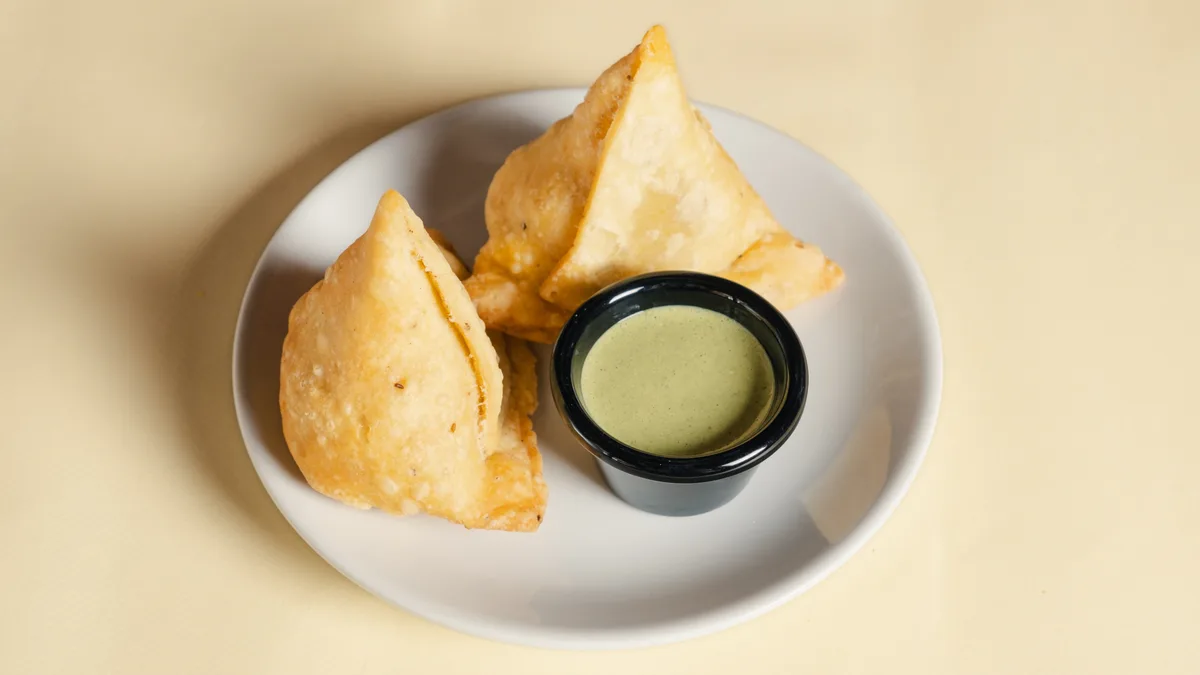 Chicken Samosas 2pcs