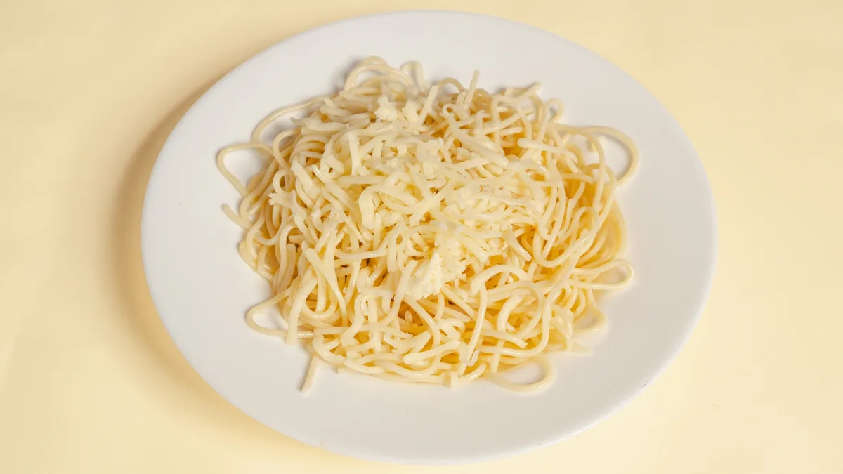 Spaghetti with Cheese