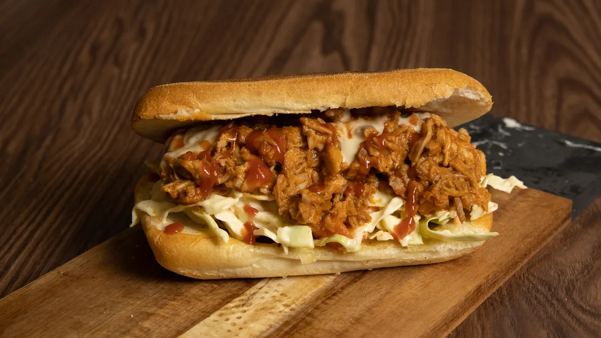 Σάντουιτς Pulled Pork