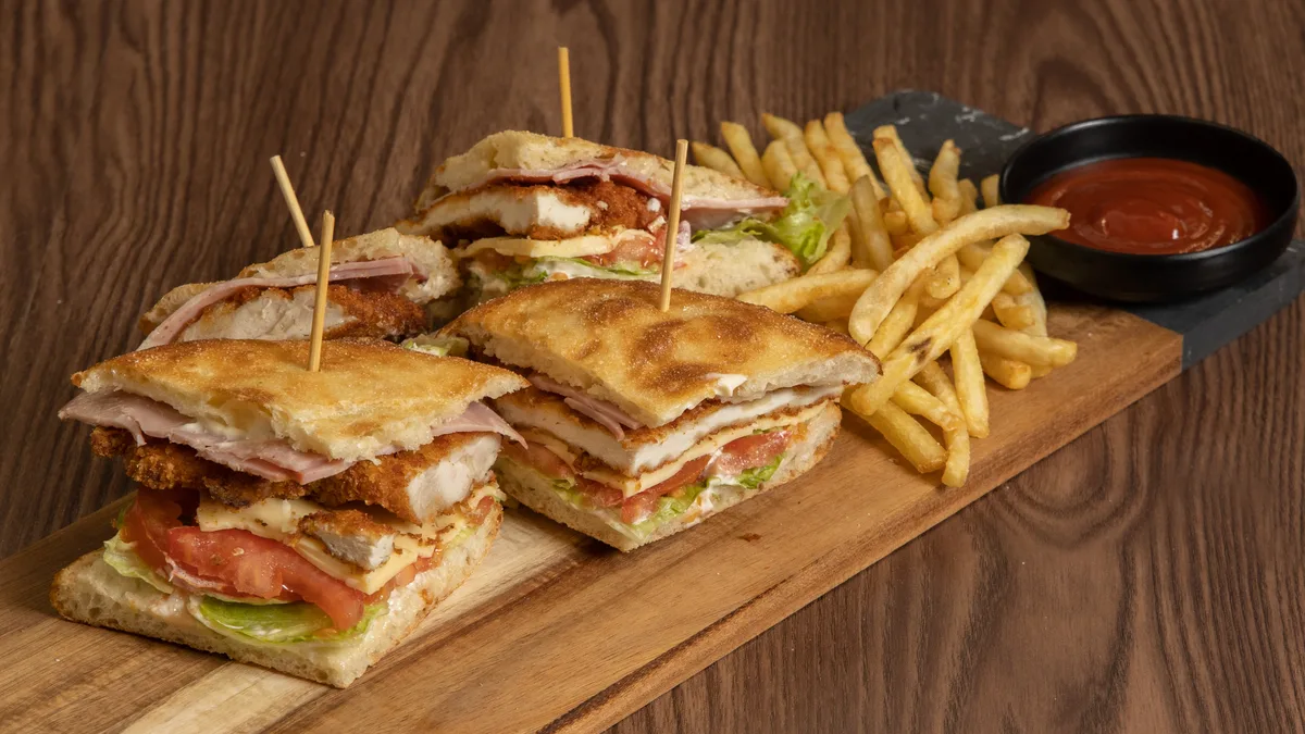 Club Sandwich Κοτόπουλο