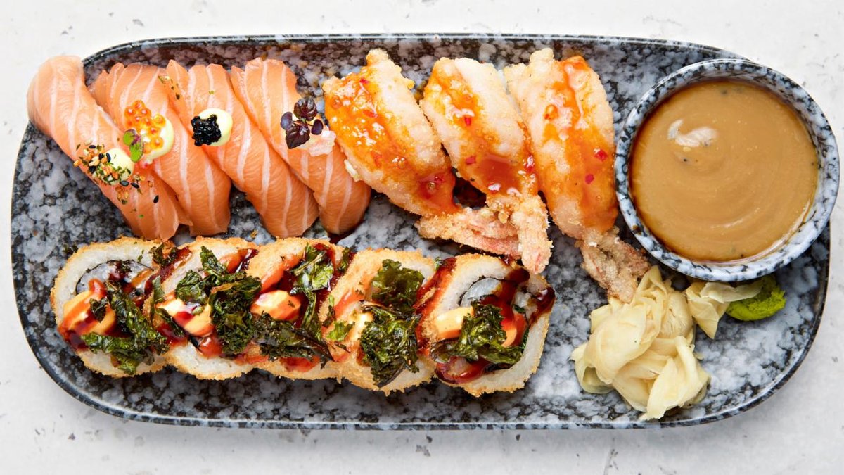 Raw Sushi 12 Bitar