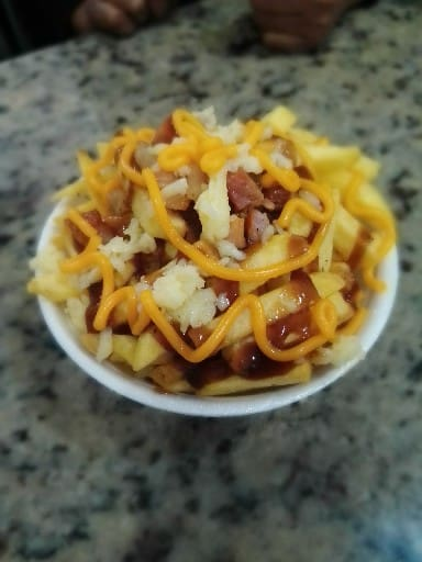 Batata Frita Com Bacon E Cheddar - G