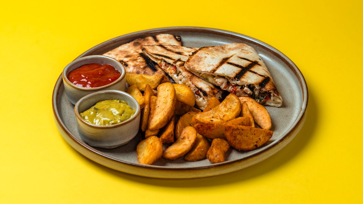 Quesadilla battle