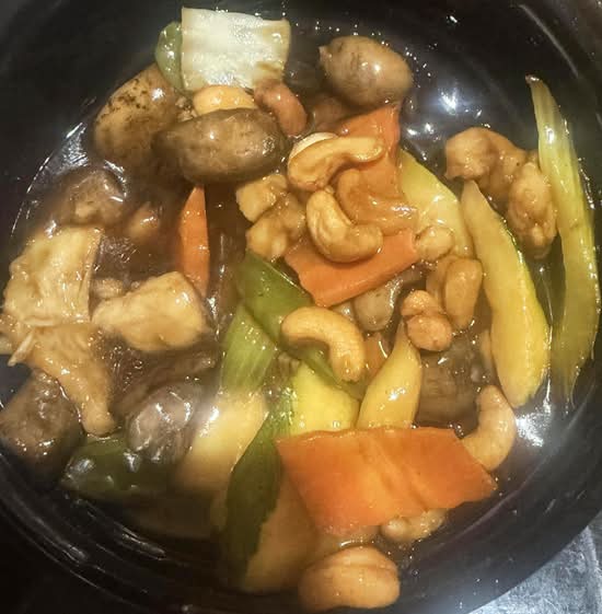 Chicken with Cashew Nuts