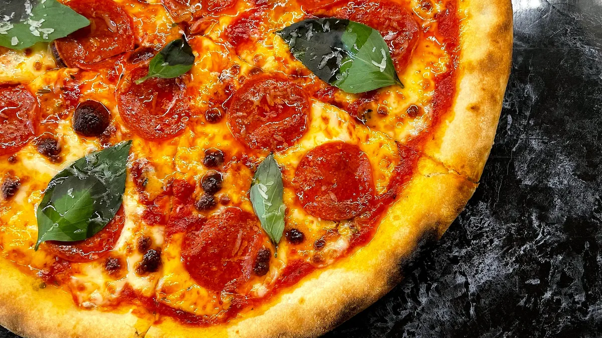 4 cheese and pepperoni (on tomato sauce)