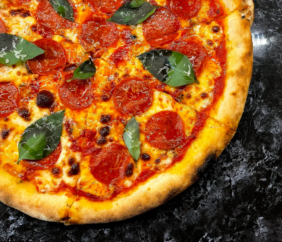 Combo: Pizza Pepperoni + Sauce on the side + Drink
