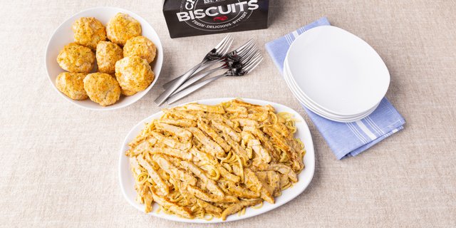 Cajun Chicken Linguini Alfredo Family Meal