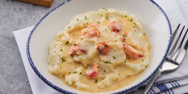 Creamy Lobster Mashed Potatoes