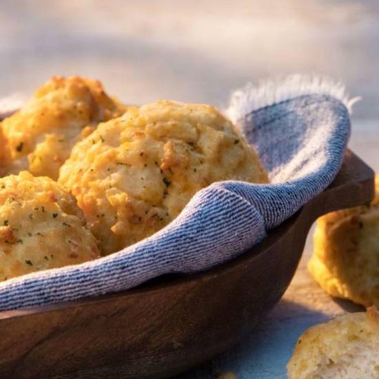 Half Dozen Cheddar Bay Biscuits (Biscuits & Extras)