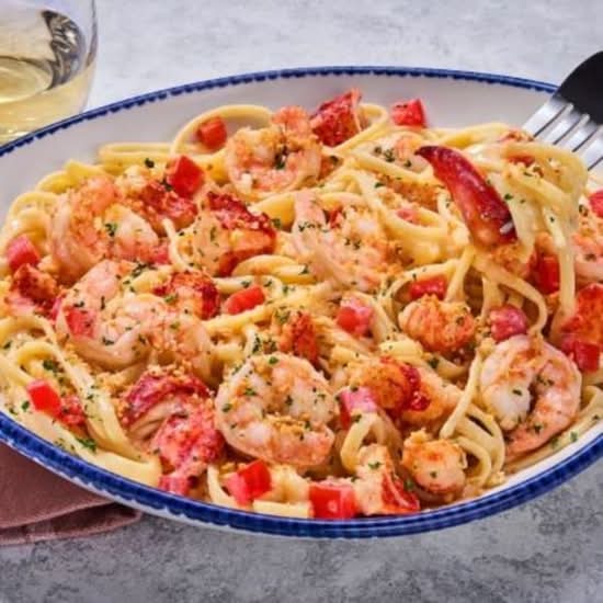 Lobster and Shrimp Linguini (Pastas)