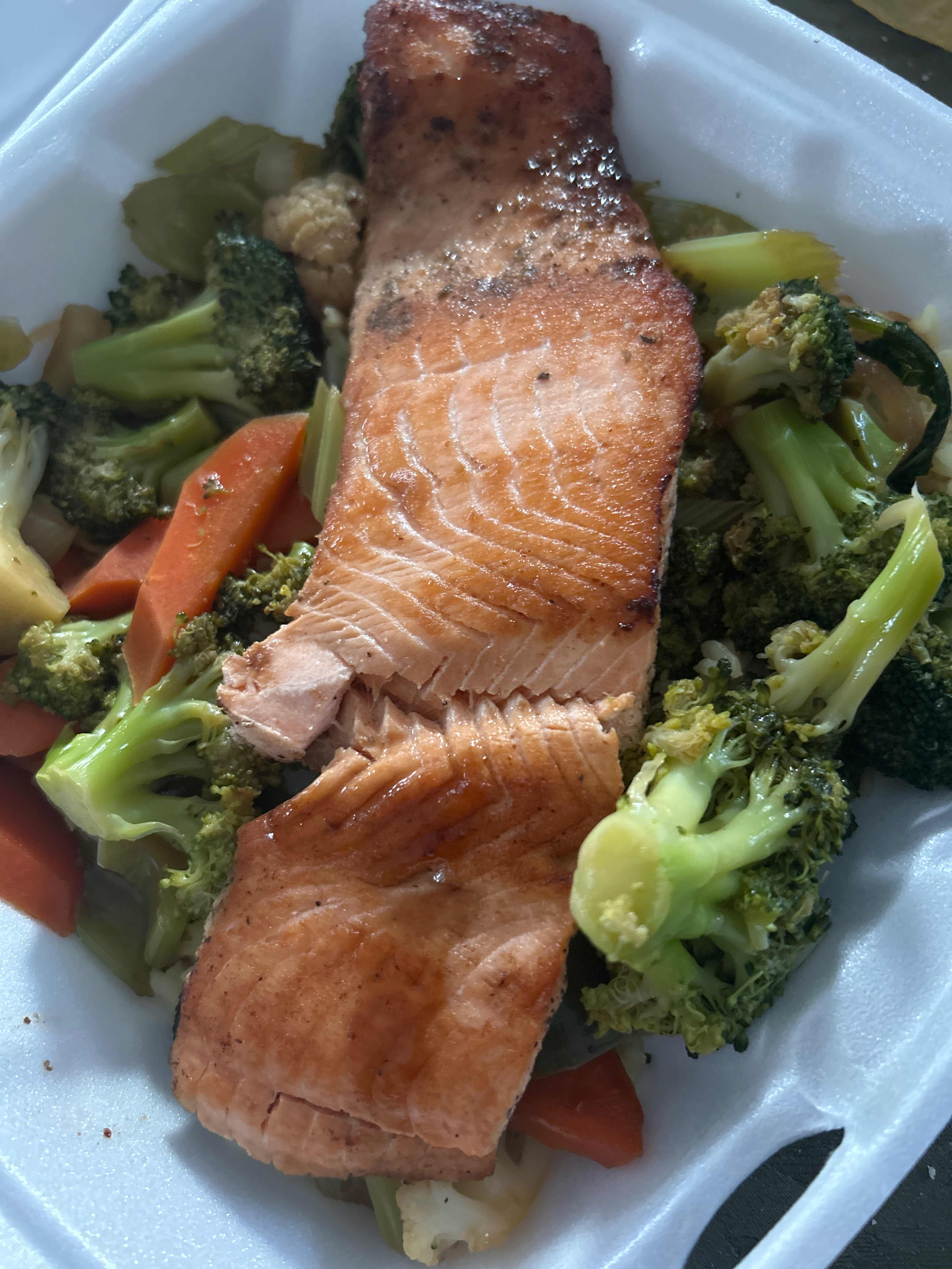 Grilled Fresh Atlantic Salmon