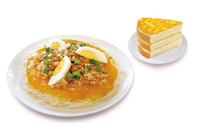 Pancit Palabok with Cake Slice