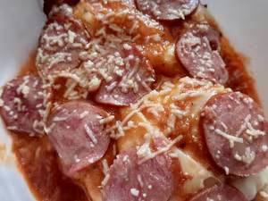 Parmegiana de Frango com Calabresa e Bastante Queijo para 3 Pess