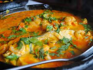 Peixe Corvina para 2 Pessoas ao Molho de Coco e Bredo Arroz