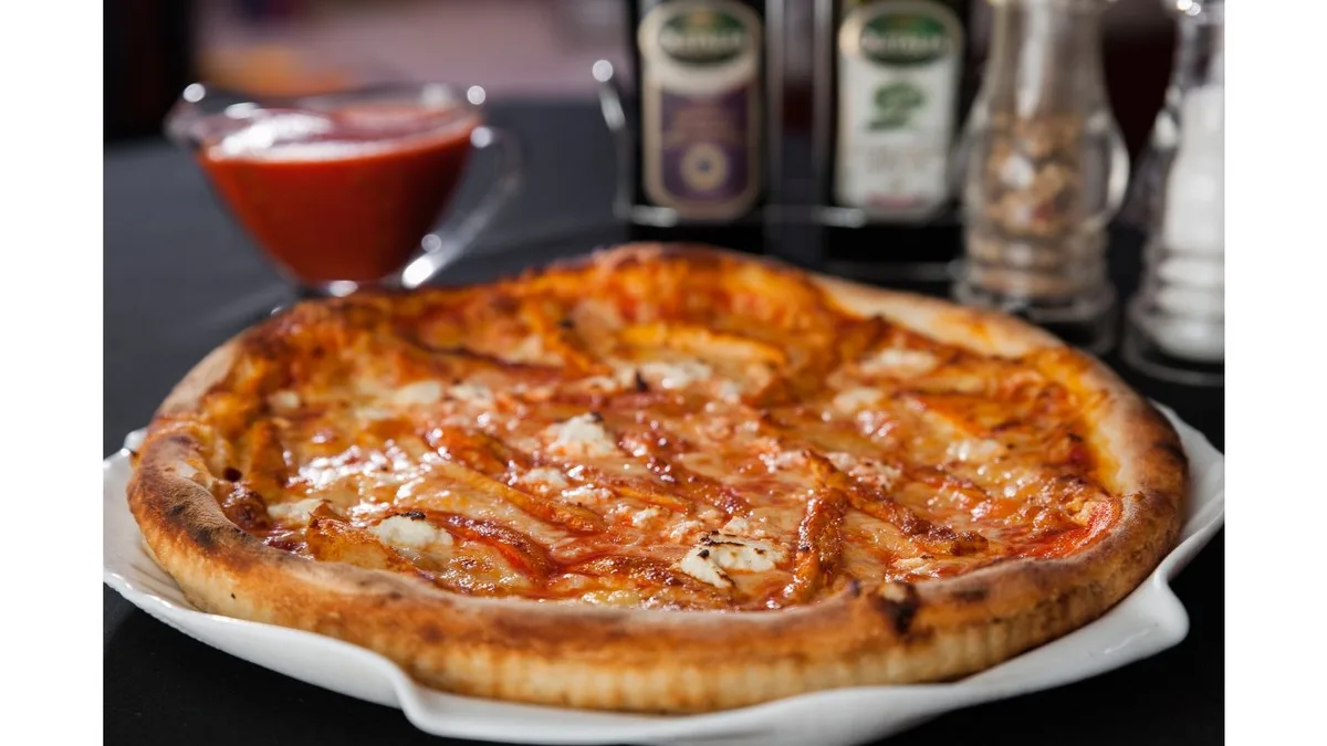 Pizza Cezar - 42cm
