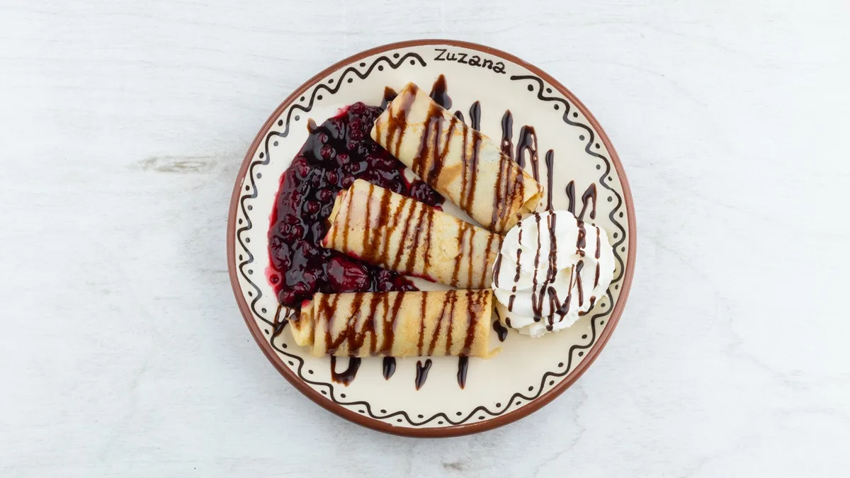 Palacinky s nutellou ∕ džemom a šľahačkou