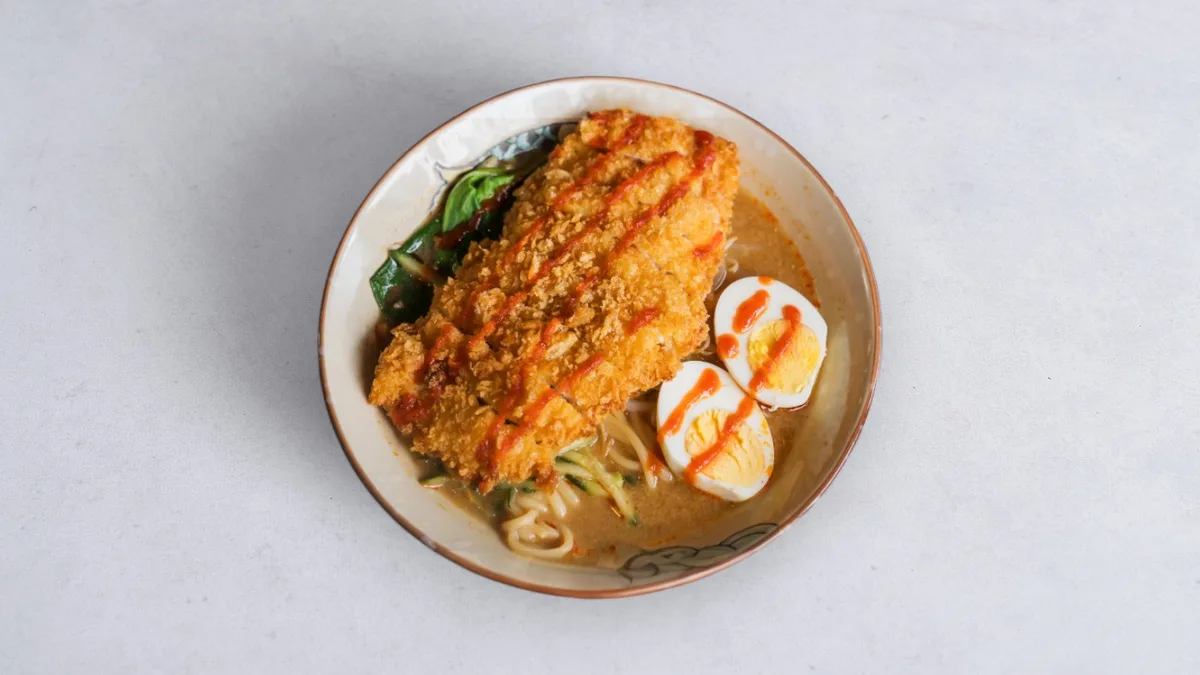 Chiński ramen z kurczakiem